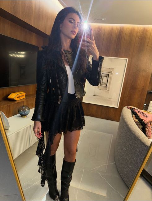 Saia Preta Samara