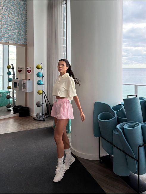 Cropped Off White Vanessa